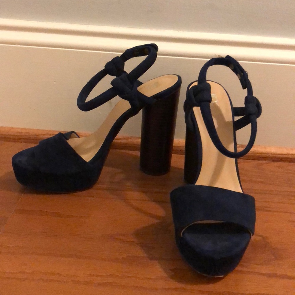 Worn once! Joe’s navy leather platform heels